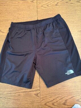 The North Face boy's Black Athletic Training Shorts